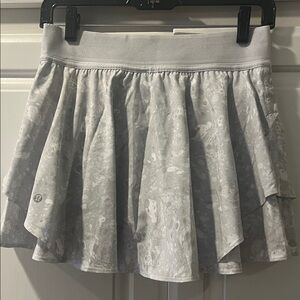 Lululemon Athletica Light Gray Skater Skirt